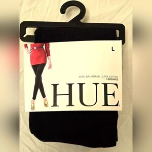 HUE Black Leggings / Size L